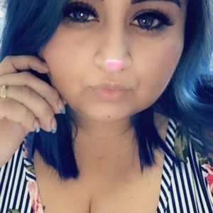 Meet your Posher, Valerie